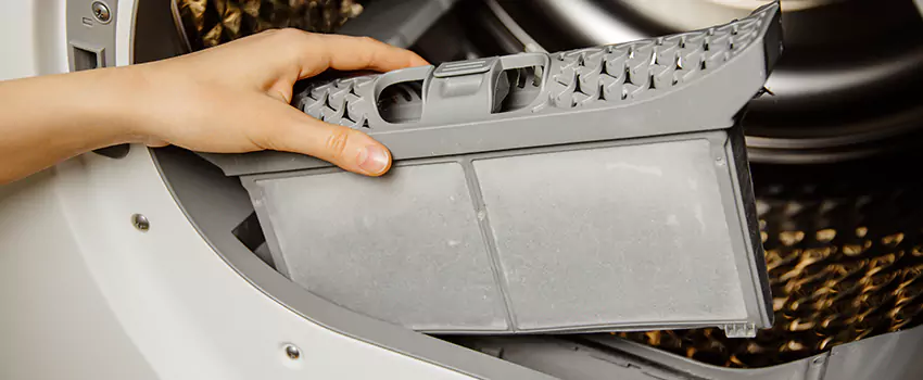 Signs Of A Clogged Dryer Lint Trap in Methuen, Massachusetts